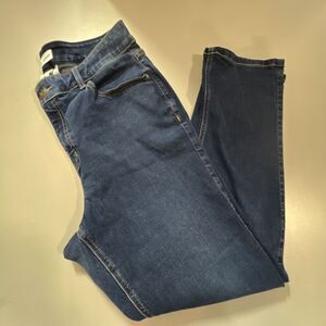 Lane Bryant Jeans Women’s Plus Size 18 Dark Wash Denim Flex Magic Waist Straight